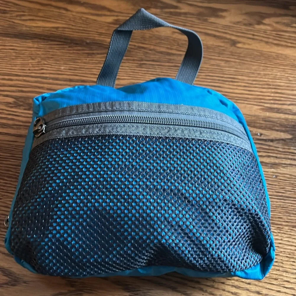 Venture pal packable backpack teal with reflective strip 35l